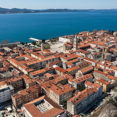 Iadera Terrace By Belmont Realty Ζαντάρ