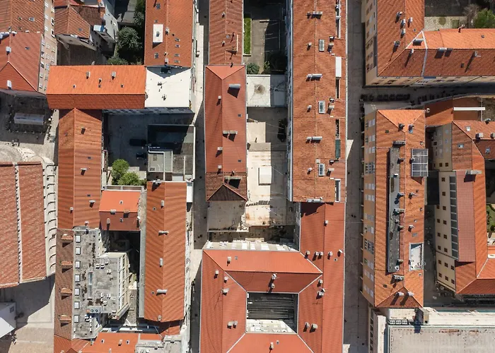 Iadera Terrace By Belmont Realty